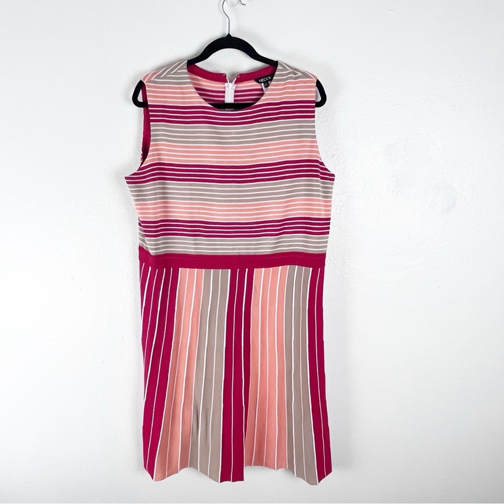 MISOOK Striped Color Block Knit Sleeveless Round Neckline Dress Size Large